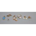 A 9ct bi-colour gold pearl and diamond cluster ring, a 9ct gold opal-set pendant & 5 other items (