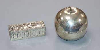 An Edwardian novelty silver apple shaped box and cover, James Deakin & Sons, Sheffield, 1904 and a