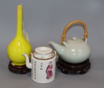 A Chinese famille rose teapot, a yellow glazed bottle vase, and a celadon glazed teapot vase 17cm