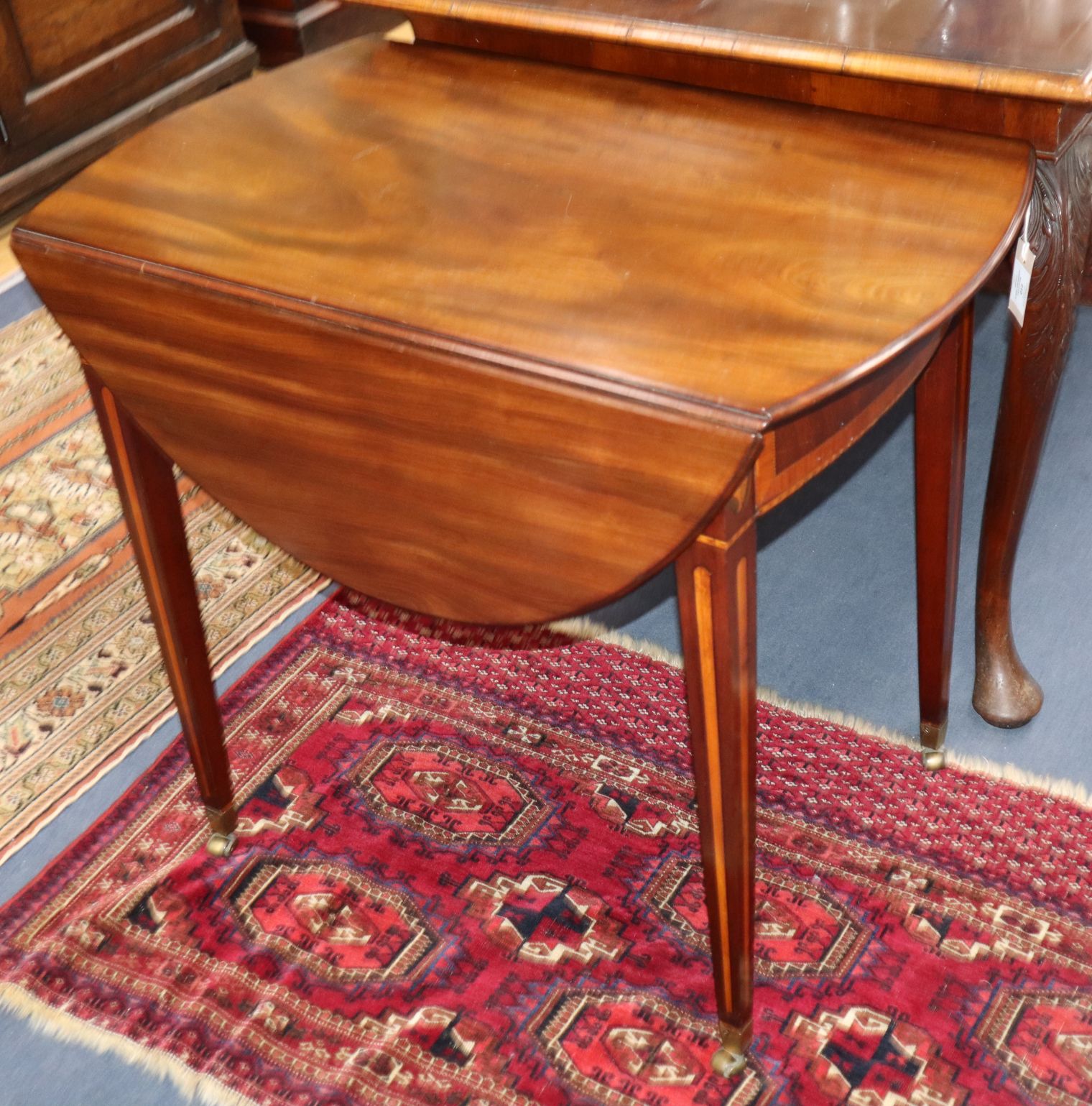 A George III mahogany Pembroke table W.62cm