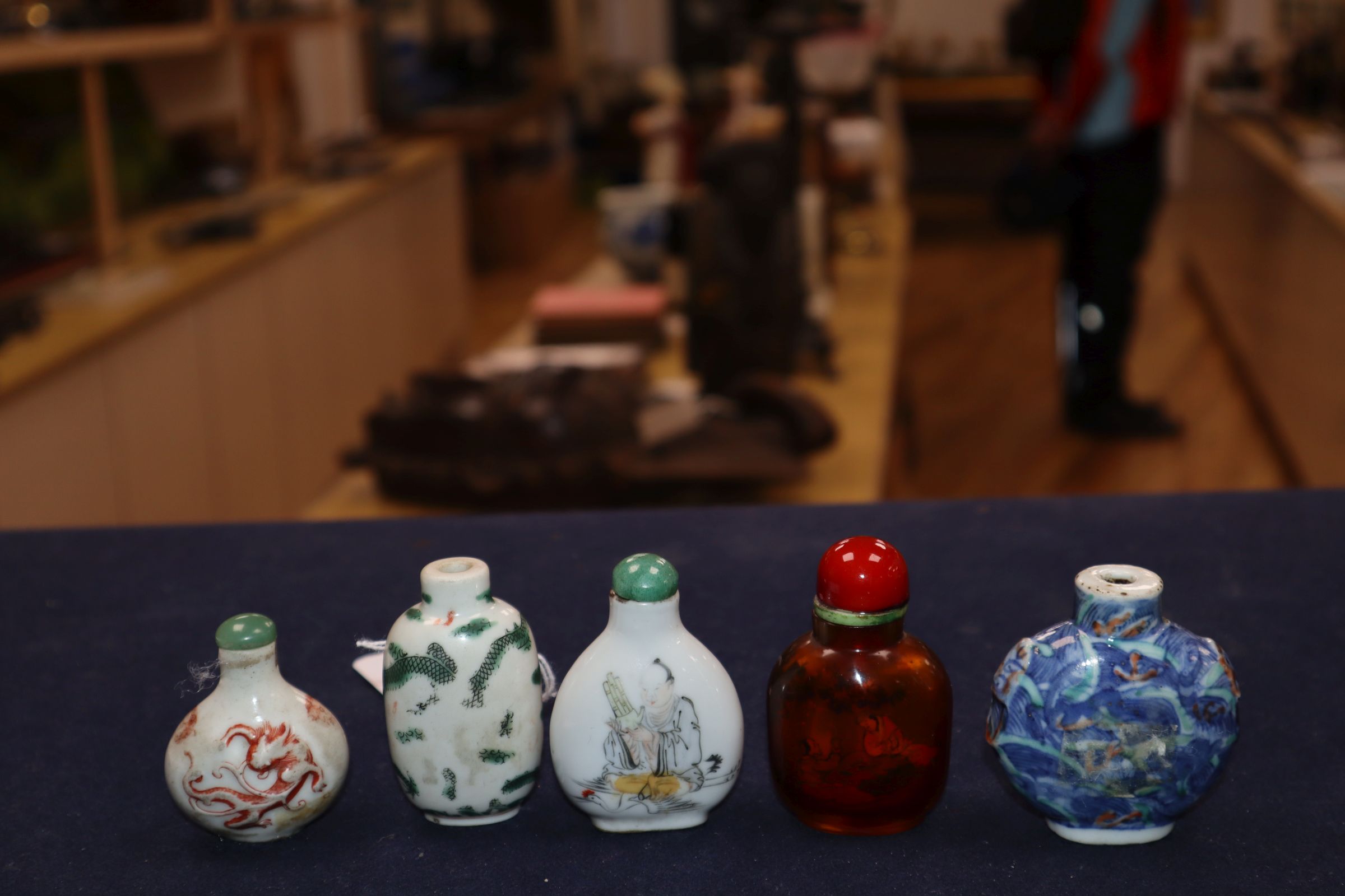 Four 19th century porcelain snuff bottles and an inside painted amber glass snuff bottle - Image 2 of 8