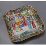 A Chinese famille rose square dish length 28cm