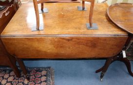 A Regency mahogany Pembroke table W.90cm