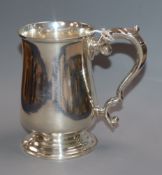 A George V silver baluster mug, Chester, 1912, 6 oz.