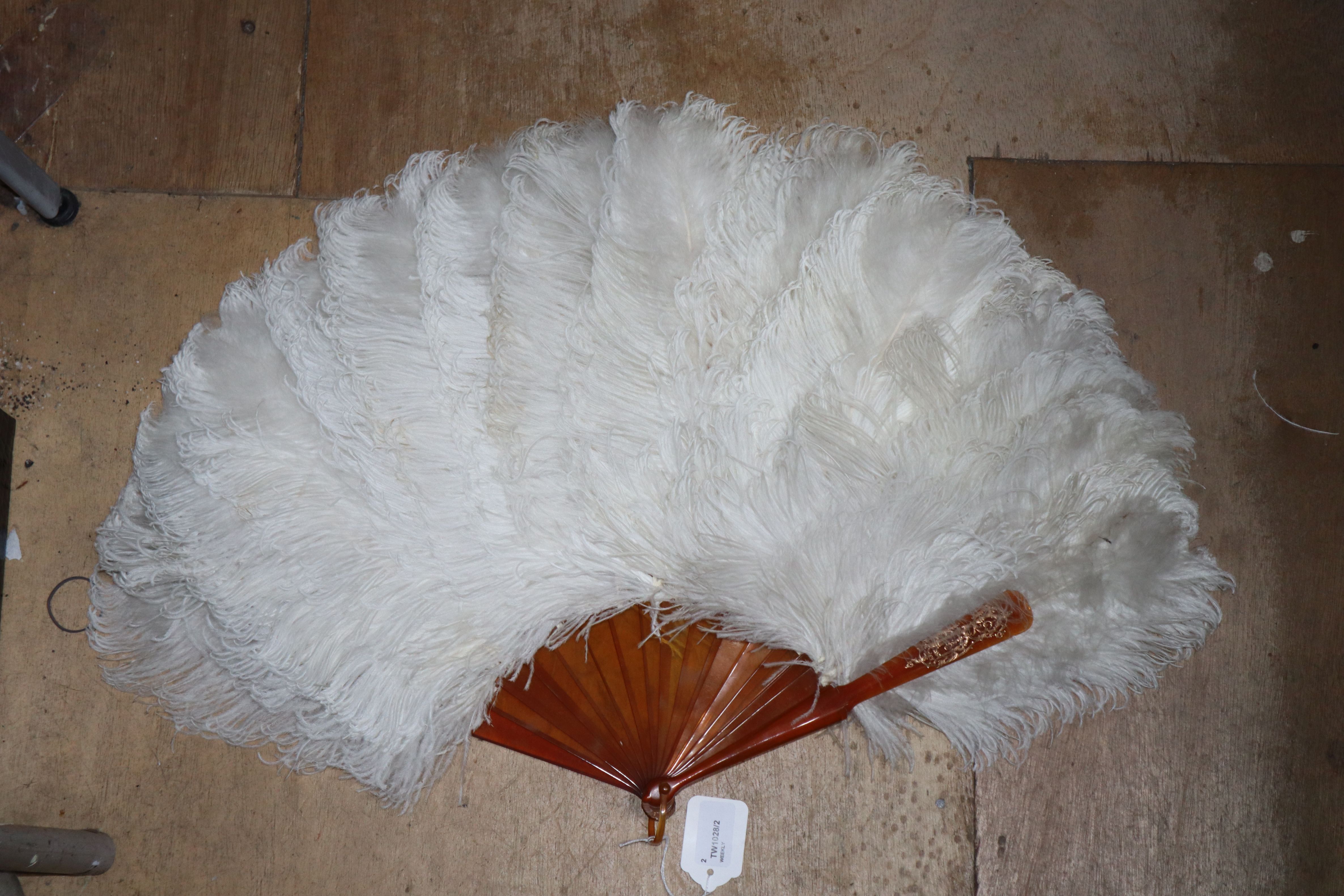 Two white ostrich feather fans, one with gold-monogrammed blond faux-tortoiseshell guard sticks - Image 2 of 5