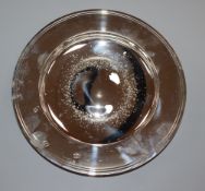 A modern circular silver bowl, London 1988, William Comyns & Sons, approx 11oz