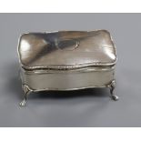 A George V silver trinket box, Birmingham, 1911, 9.9cm.