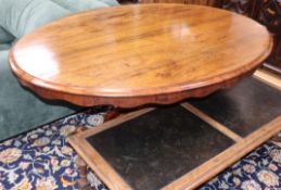 A Victorian rosewood oval breakfast table W.146cm