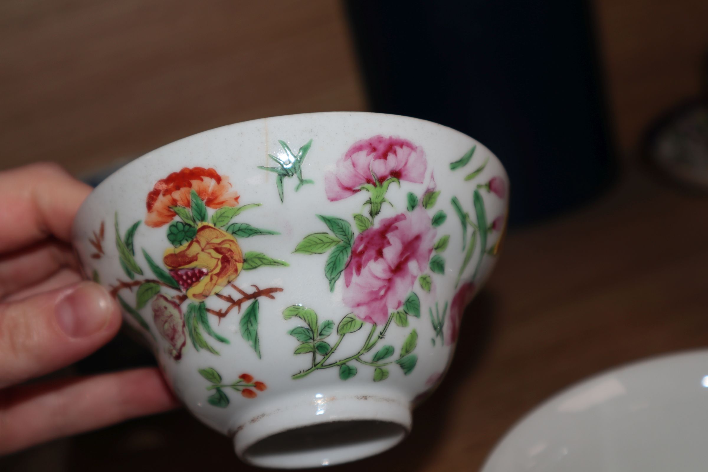 Five Chinese porcelain bowls - Image 12 of 13