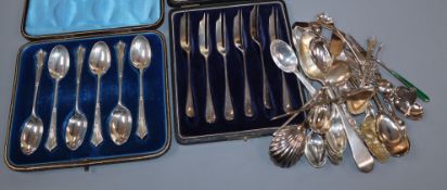 Two cased sets of silver flatware and other items including teaspoons etc.