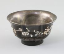 A Chinese lacquer soapstone and mother-of-pearl inlaid cup, Kangxi period, decorated with a