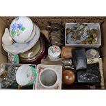A quantity of assorted 19th century and later collectables to include snuff boxes, scent bottles,