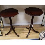 A pair of Regency design octagonal mahogany tripod wine tables H.73cm