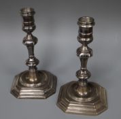 A pair of modern 18th century style silver candlesticks by Edward Barnard & Sons, London, 1973, 17.