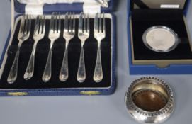A Victorian silver small pot a mounted Georgian coin, a boxed jubilee coin and a set of silver