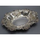 A late Victorian pierced silver oval fruit dish, Birmingham, 1898, 30.2cm, 10 oz.