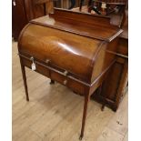 An Edwardian mahogany cylinder bureau W.82cm