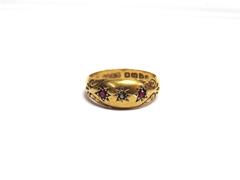 AN EDWARDIAN RUBY AND DIAMOND RING Chester 1907, finger size M 1/2, 1.8g gross, cased