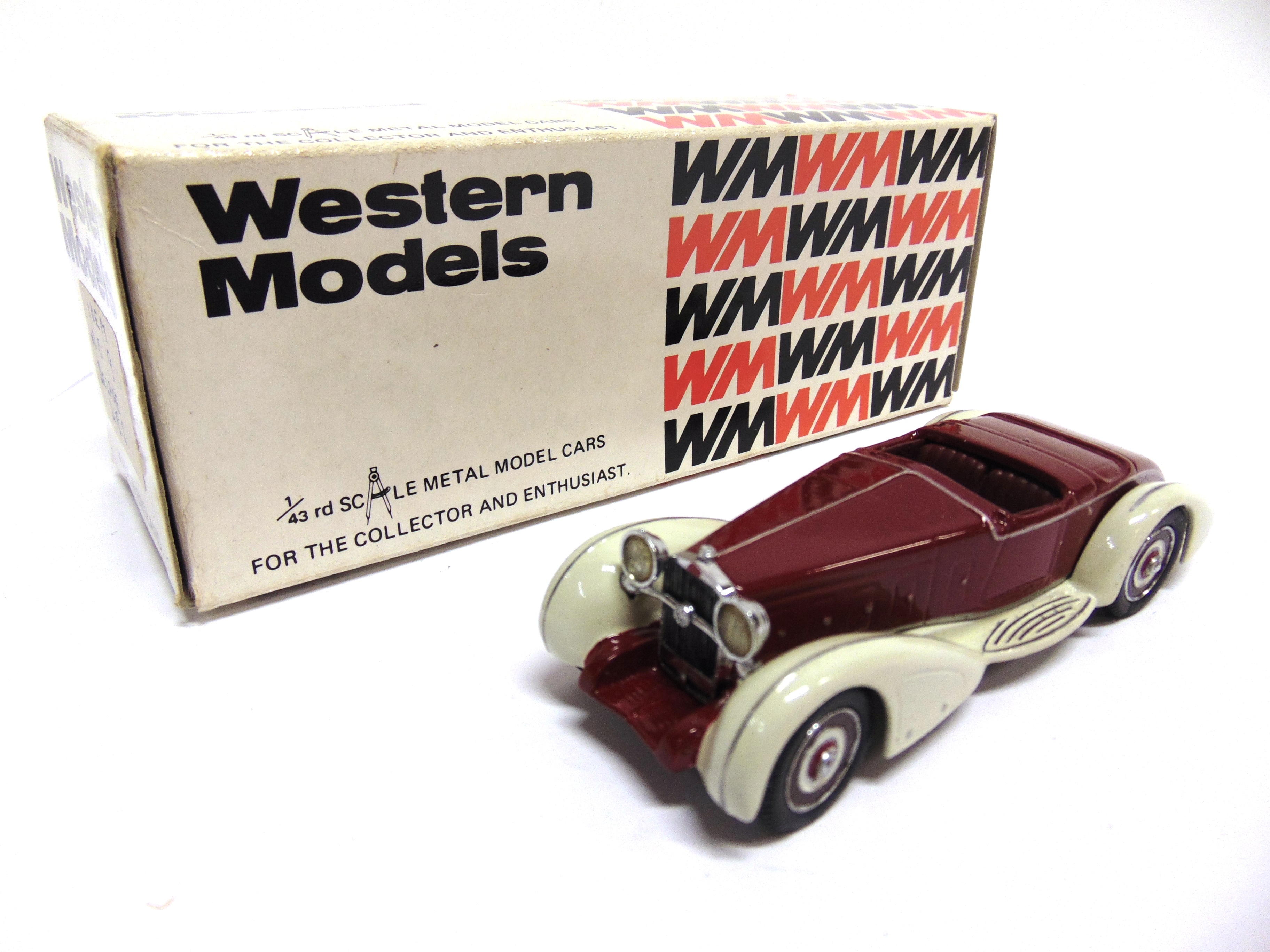 [WHITE METAL]. A 1/43 SCALE IDEM NO.9, DELAGE D8S, maroon over cream, in a Western Models box, (