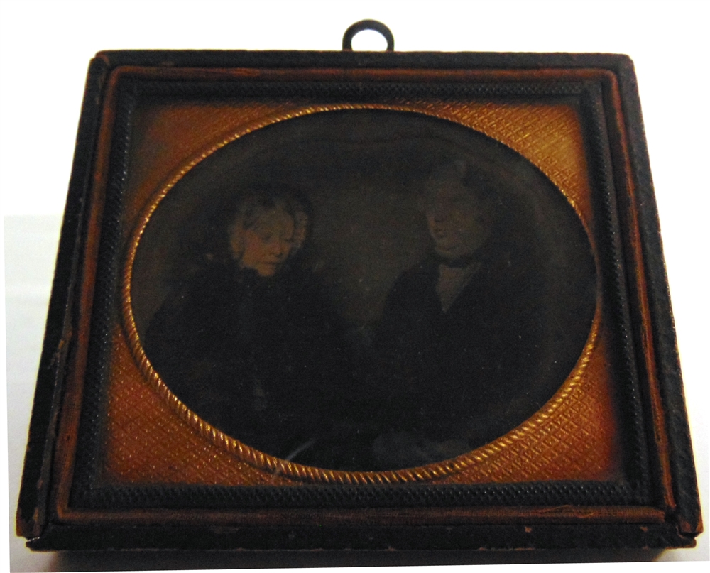 PHOTOGRAPHS - ASSORTED Two ambrotype portraits of family groups on a beach, each 7cm x 5.5cm; - Image 3 of 3