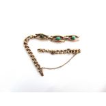 AN EARLY 20TH CENTURY ROSE GOLD BRACELET the front designed as three graduated open panels, each