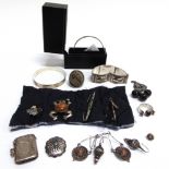 A SILVER VESTA/MATCH CASE BIRMINGHAM 1912 AND VARIOUS OTHER COSTUME JEWELLERY AND OTHER ITEMS