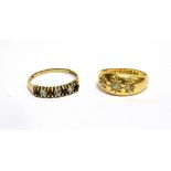 AN EARLY 20TH CENTURY 18CT GOLD AND SMALL OLD-CUT DIAMOND THREE STONE GYPSY RING the slightly