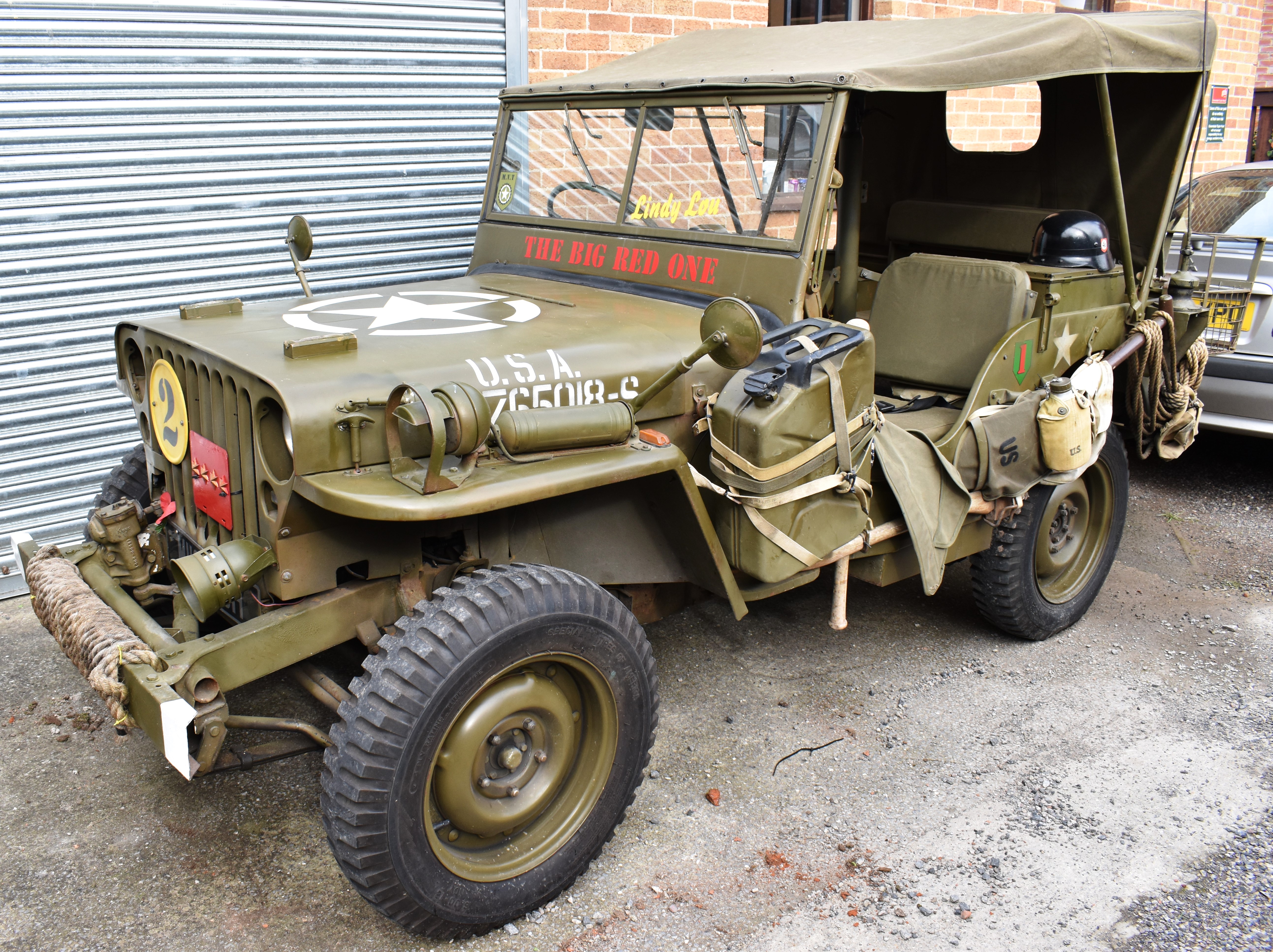 WILLY'S JEEP MB - VEHICLE REGISTRATION NUMBER M113 RCH A Unique Hybrid Replica of a Second World War - Image 3 of 9