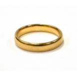 A 22CT GOLD COURT-SHAPED WEDDING BAND Birmingham 1923, 4mm wide, size P, 5.6g