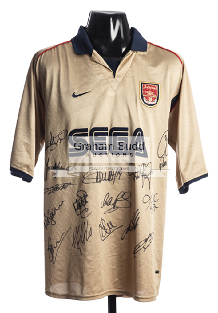 Arsenal Invincibles signed replica jersey, signed by Reyes, Wiltord, Pires, Kanu, Wenger, Vieira, - Image 2 of 2
