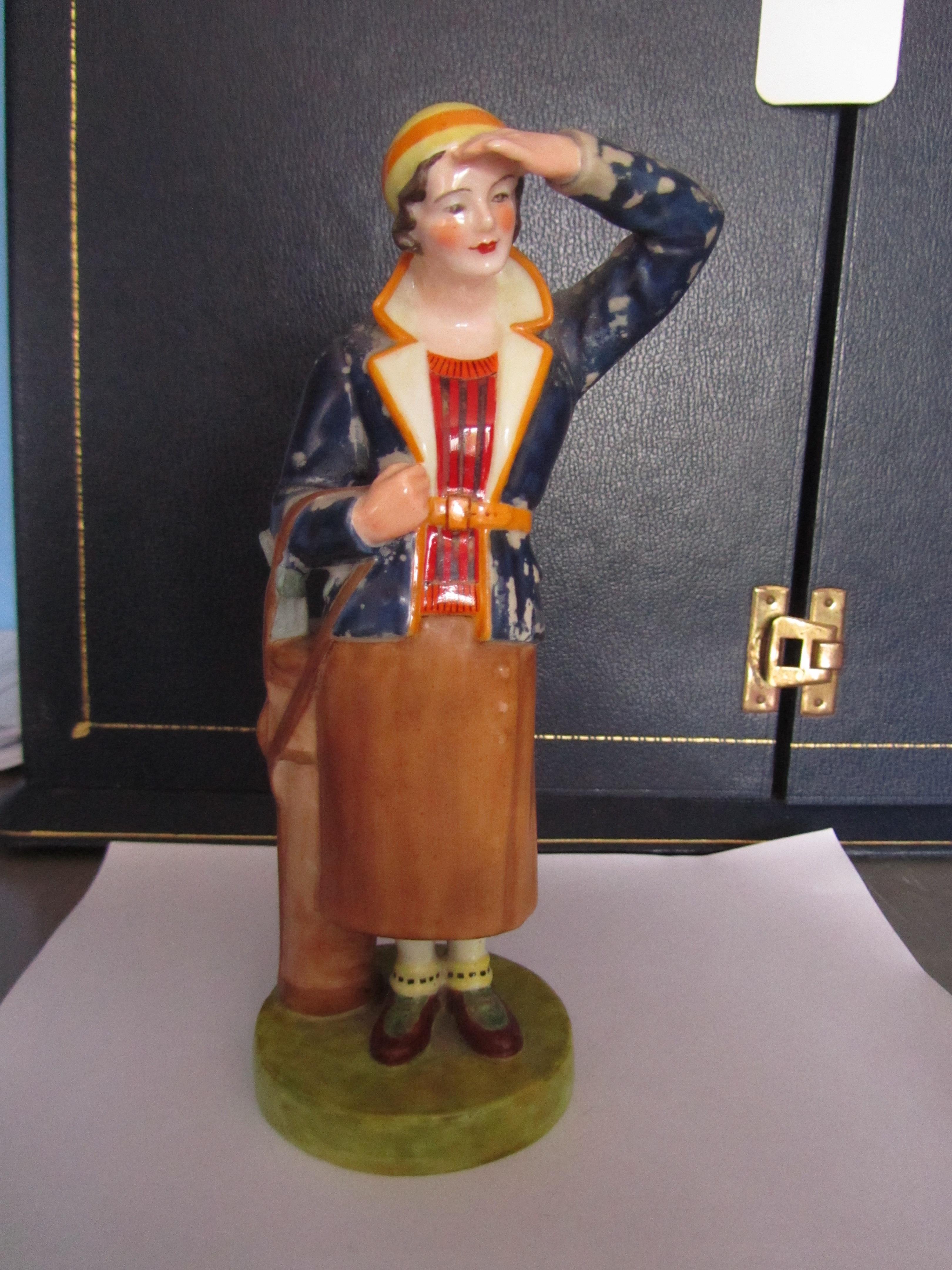 A group of golf ceramics, comprising a Royal Crown Derby figurine of a lady golfer, height 18cm. - Image 2 of 6