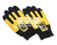 A pair of Ray Clemence Sondico goalkeeping gloves,