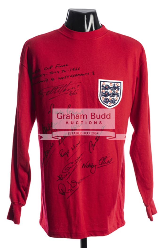 Signed England 1966 World Cup Final replica jersey, 10 signatures, - Image 2 of 2