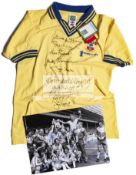 An autographed replica 1976 FA Cup Final Southampton jersey, superbly signed in black marker by 10,