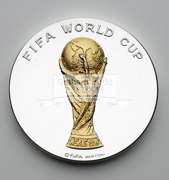 FIFA World Cup France 1995 preliminary draw participation medal,