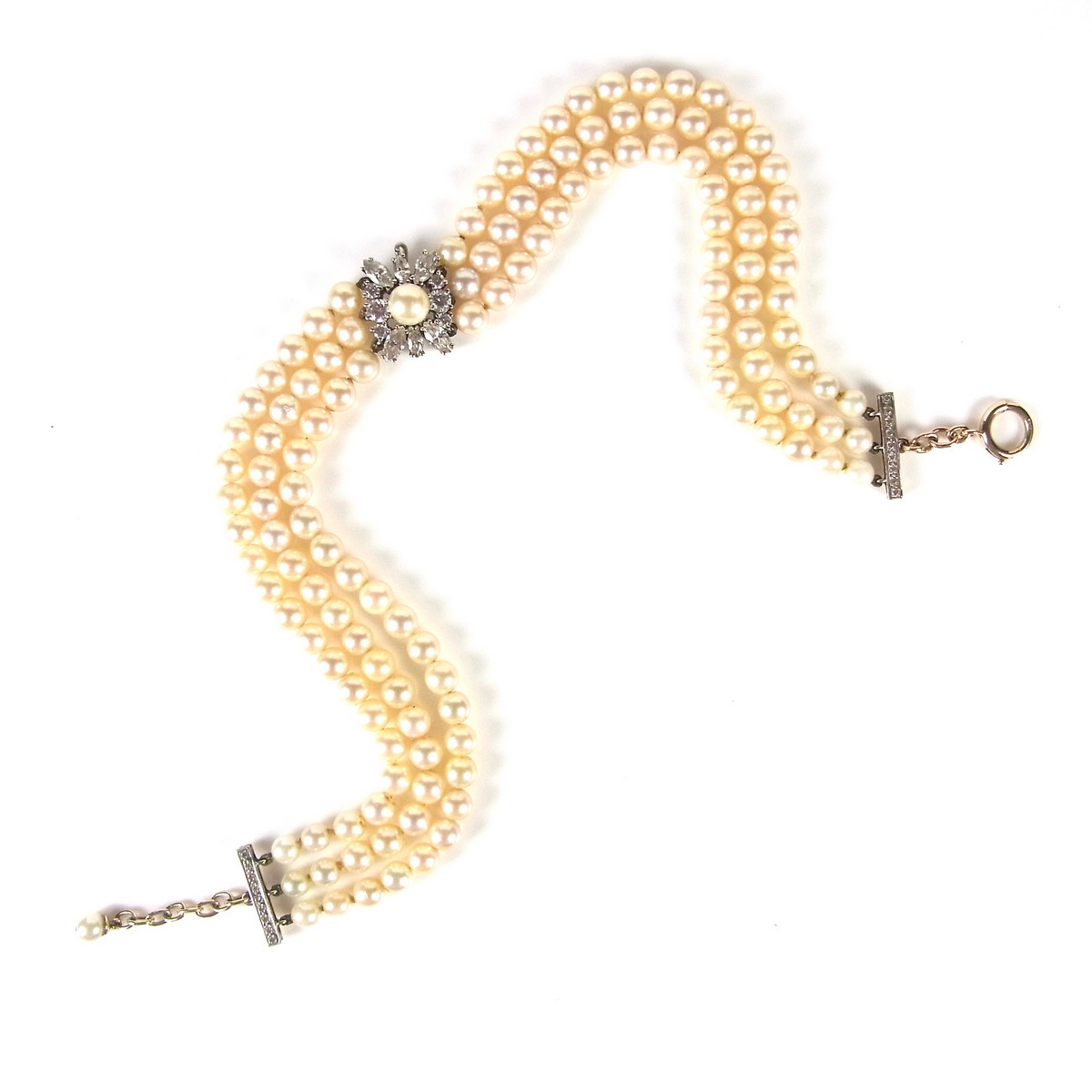 9 ct yellow and white gold pearl choker necklace.