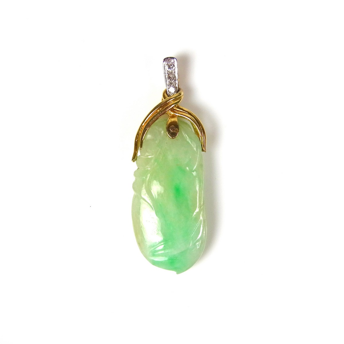 18 ct yellow gold jade and diamond pendant.