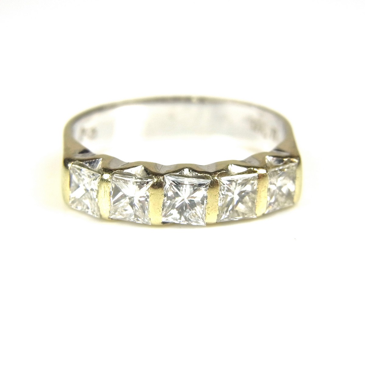 18 ct yellow gold five stone diamond ring. - Image 2 of 2