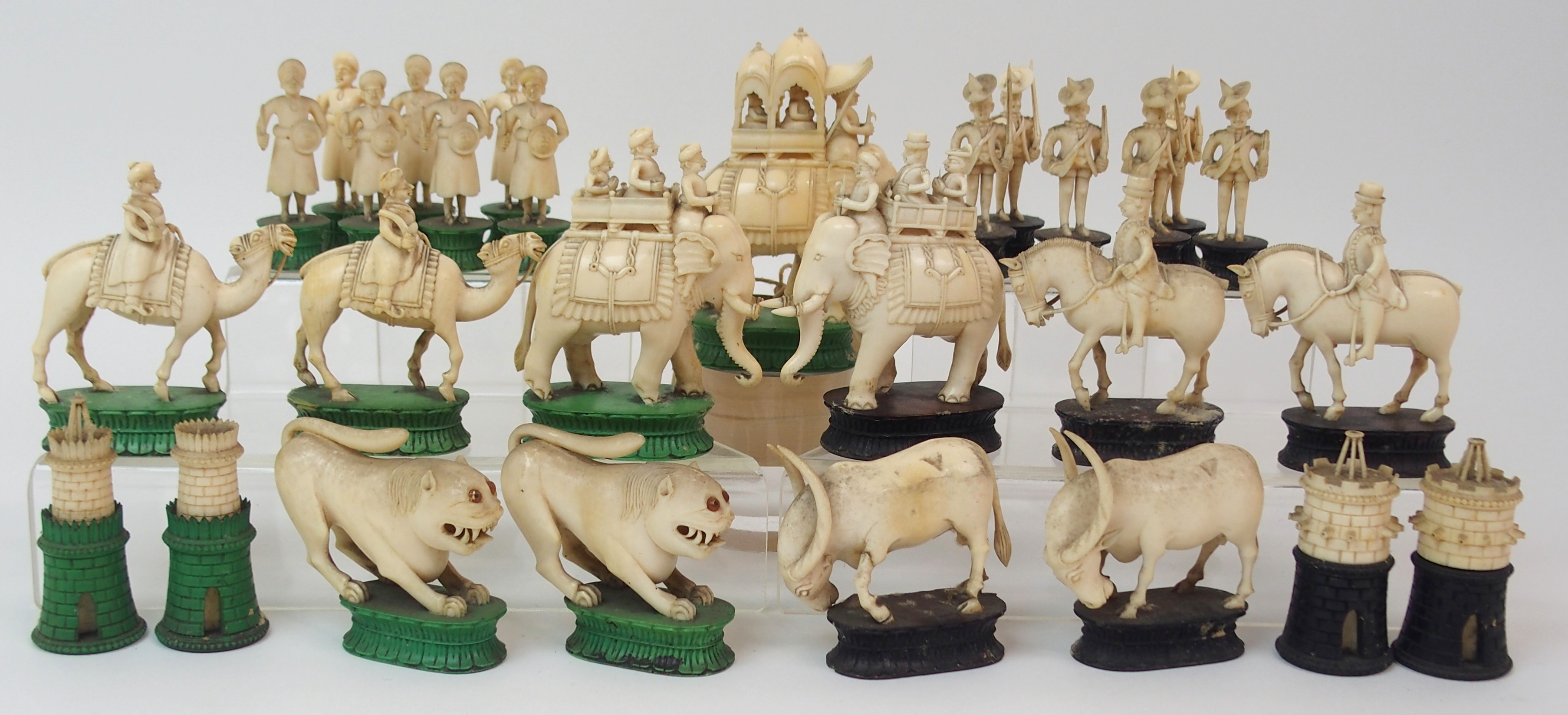 AN EAST INDIAN IVORY CHESS SET probably Berhampore, one set with black stained bases lacking two - Image 12 of 28