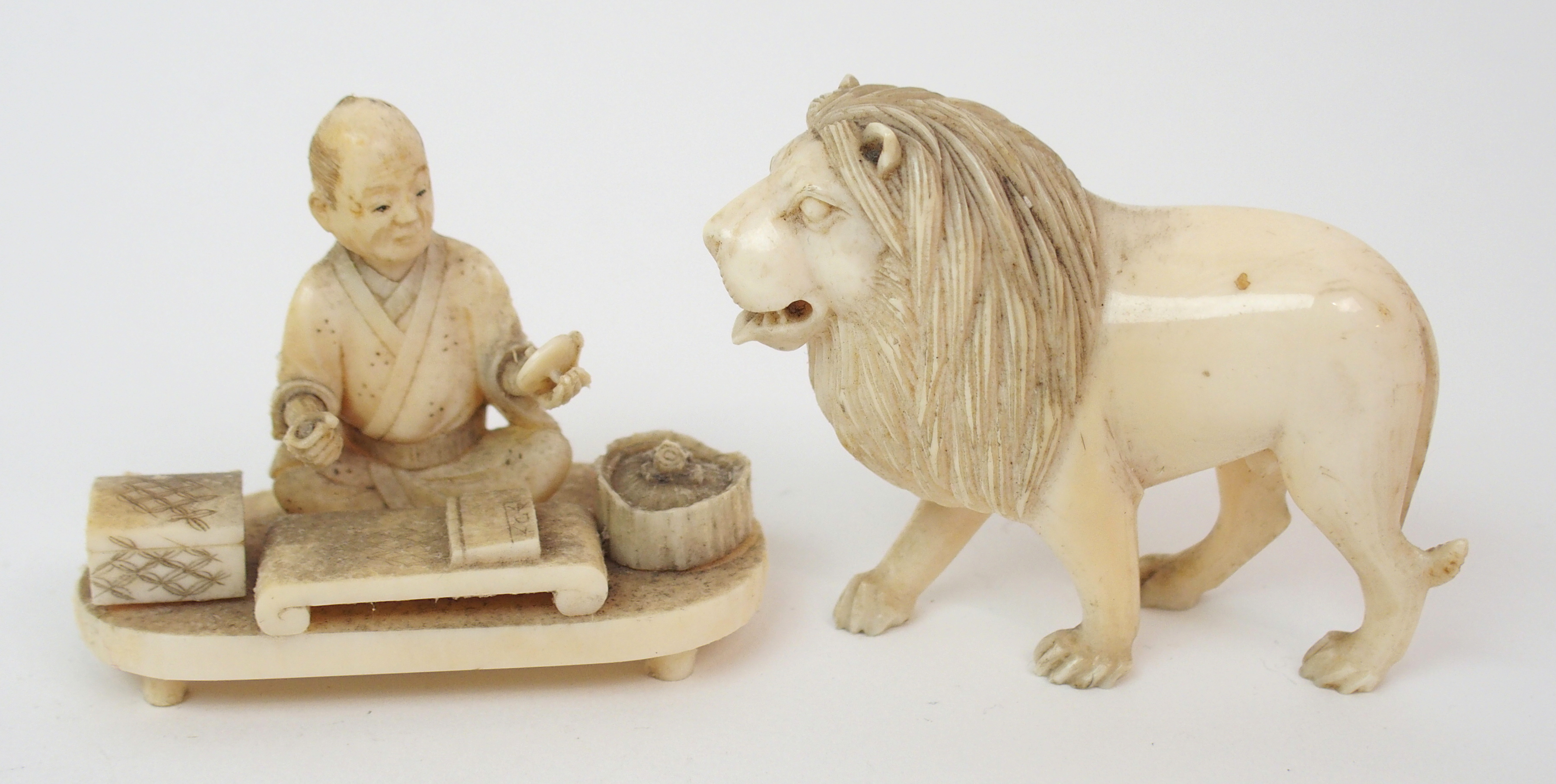 A SET OF THIRTY CARVED DRAUGHTS 3cm diameter, two Chinese dice tumblers, 6.5cm high, lion 5m high, - Image 5 of 14