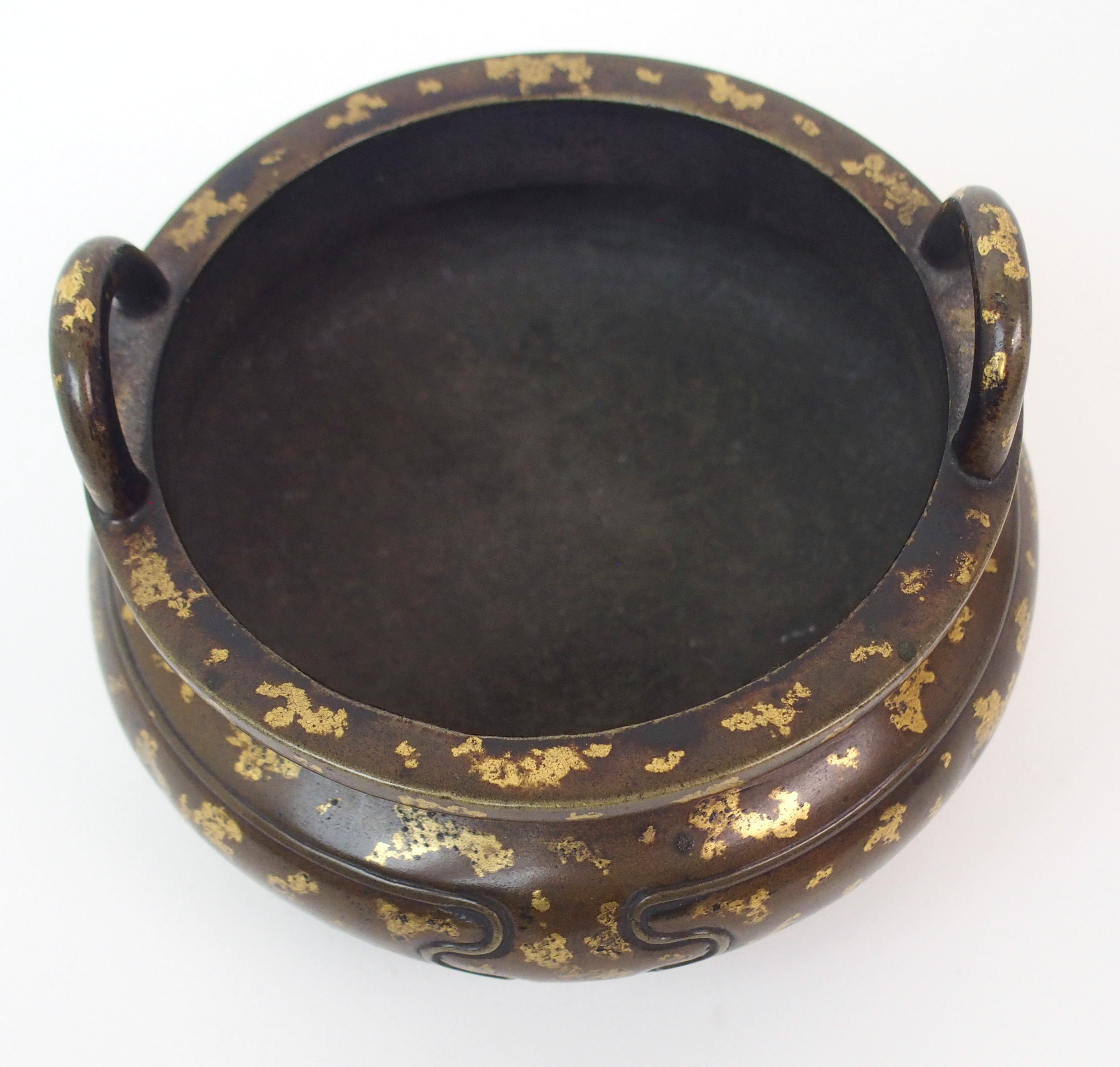 A CHINESE BRONZE GOLD SPLASHED CENSER with a pair of loop handles above a short shoulder cast with - Image 4 of 9