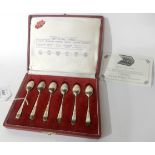 A cased set of silver teaspoons - British hallmarks, 1960 Condition Report: Available upon request