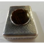 A silver snuff box by Thomas Phipps & Edward Robinson, London 1806, of rectangular form with