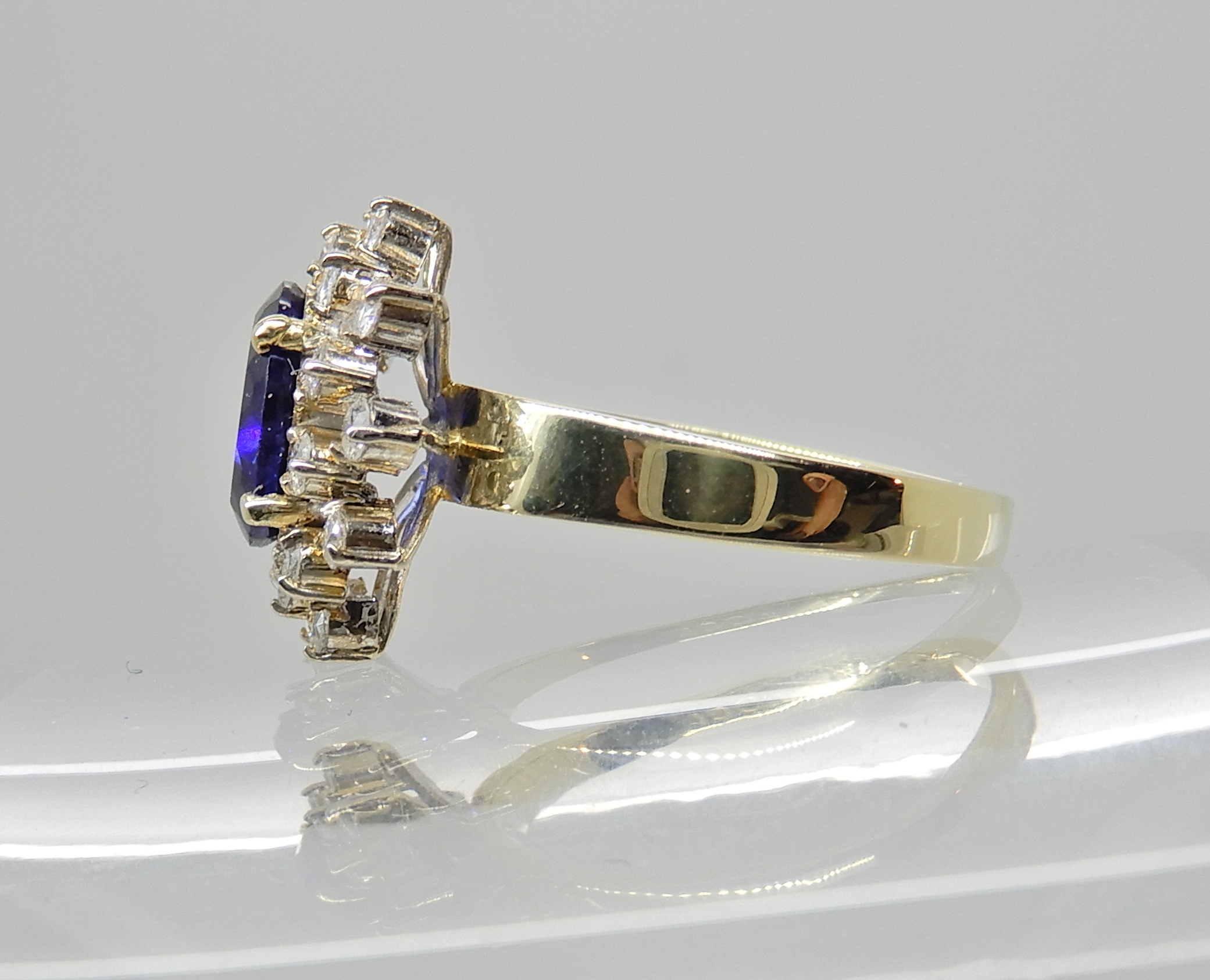 An 18ct gold faux sapphire and diamond cluster ring, head size 14.9mm x 13.8mm, size M, weight 4. - Image 3 of 3