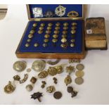 A lot comprising a collection of military buttons mounted on cards in an oak box and a quantity of