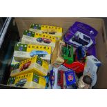 A box of various models including Vanguards models in original boxes Condition Report: Available