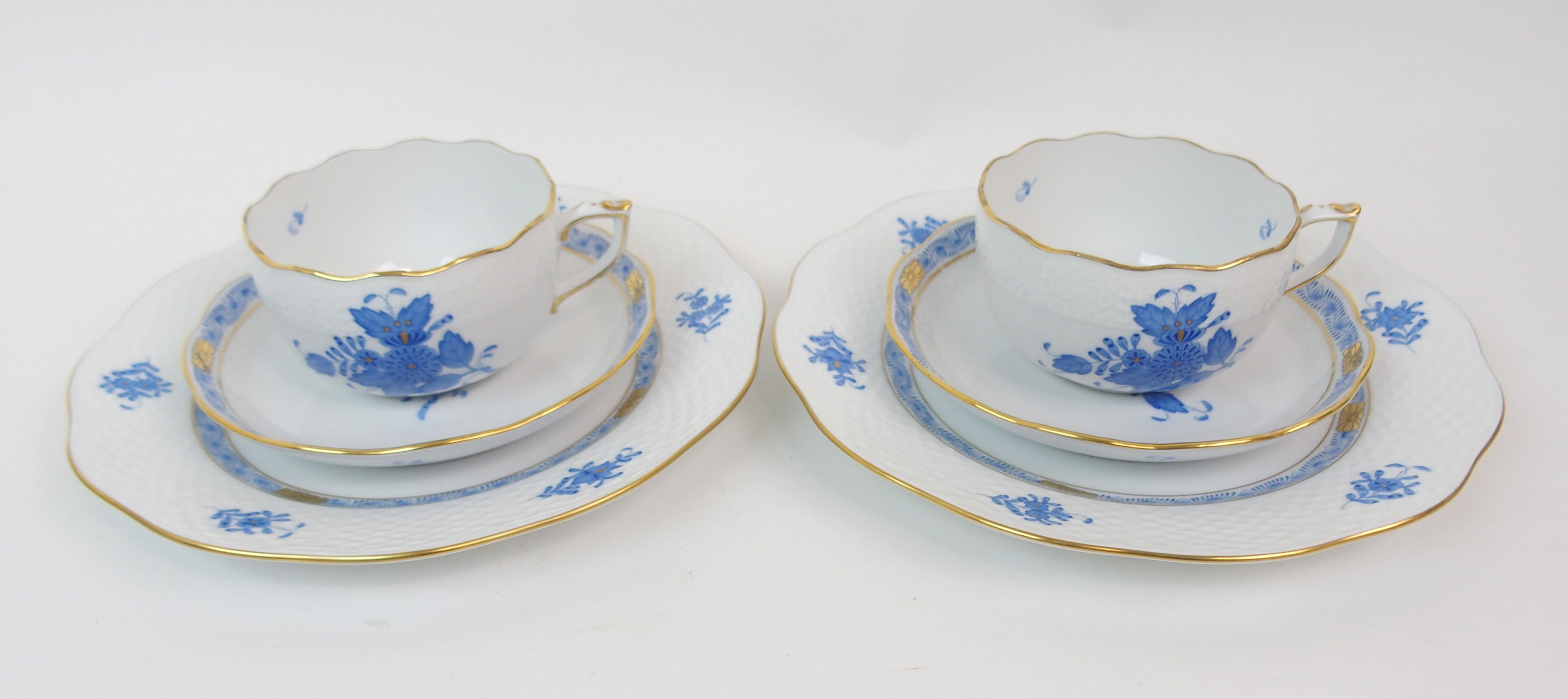 A HEREND CHINESE BOUQUET BLUE PATTERN TEASET comprising teapot, six cups, saucers, plates, milk - Image 8 of 14