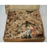 A tray lot including two vintage jigsaws etc Condition Report:
