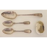 A lot comprising a silver tablespoon, London 1810, two teaspoons, Newcastle 1850 and a horn snuff