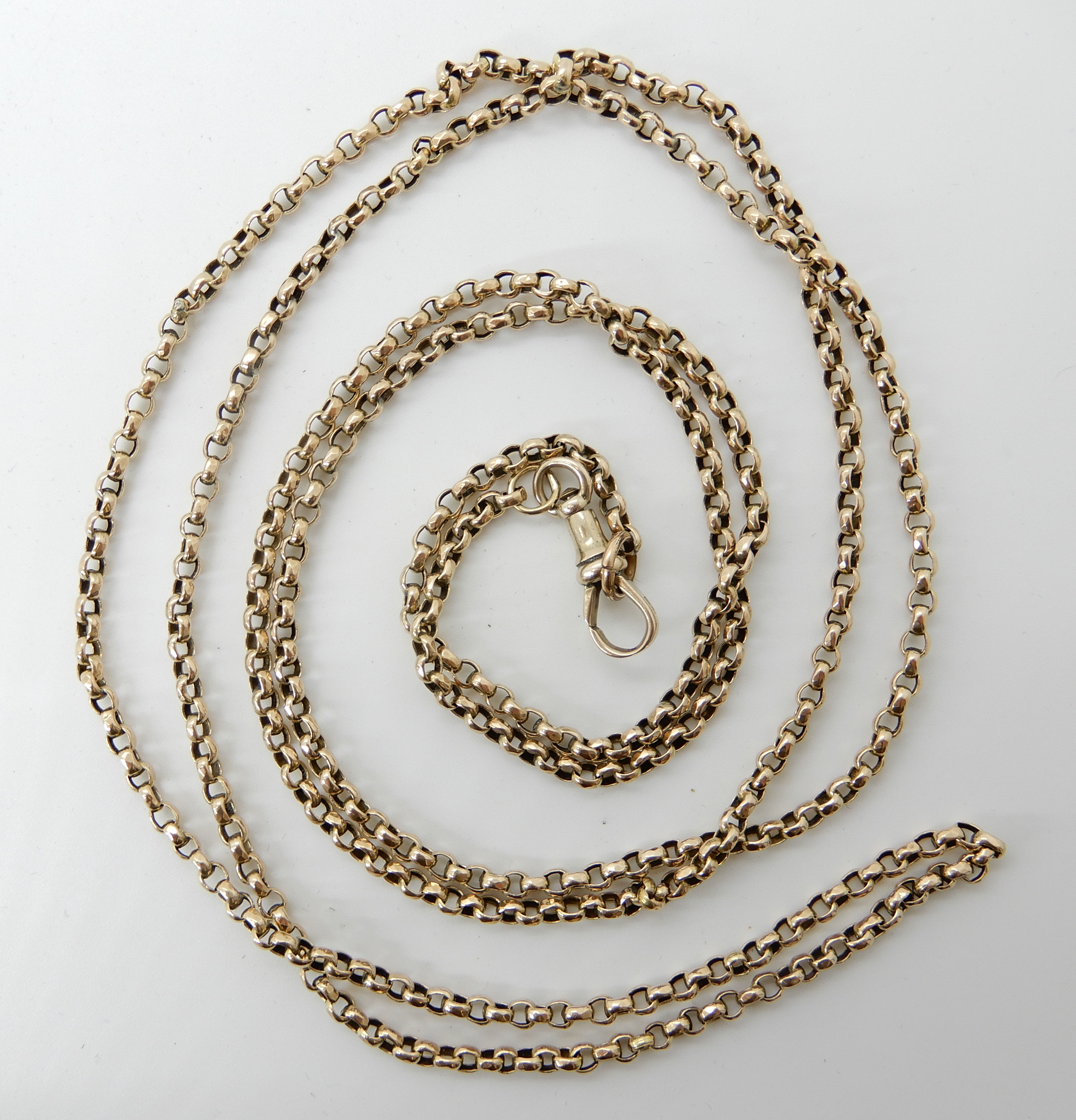 A 9ct gold guard chain length 122cm, weight 20.4gms Condition Report: Available upon request